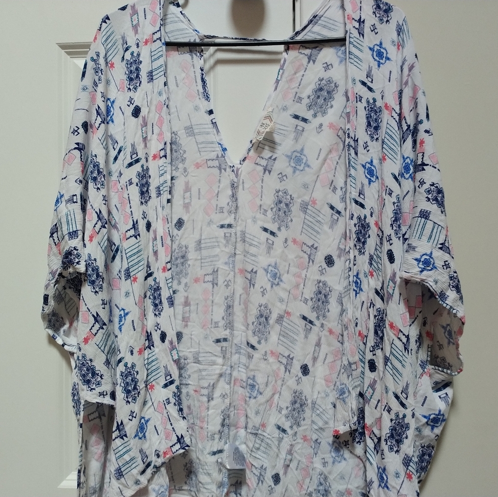 Aztec wrap top - Picture 7 of 10